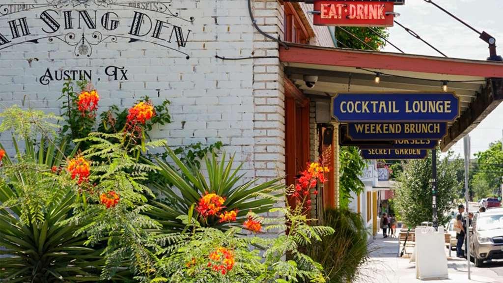 Sentral East Austin At 1614 E. Sixth Hotel Restoran gambar
